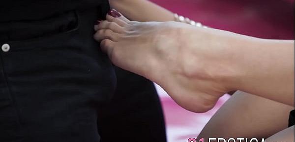  Feet fetish beauty having sex with her boyfriend
